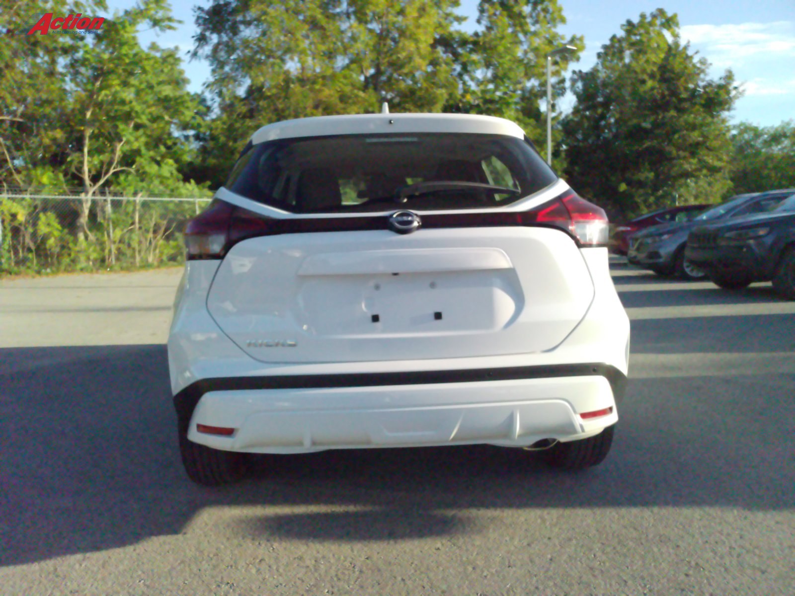 2025 Nissan Kicks Play