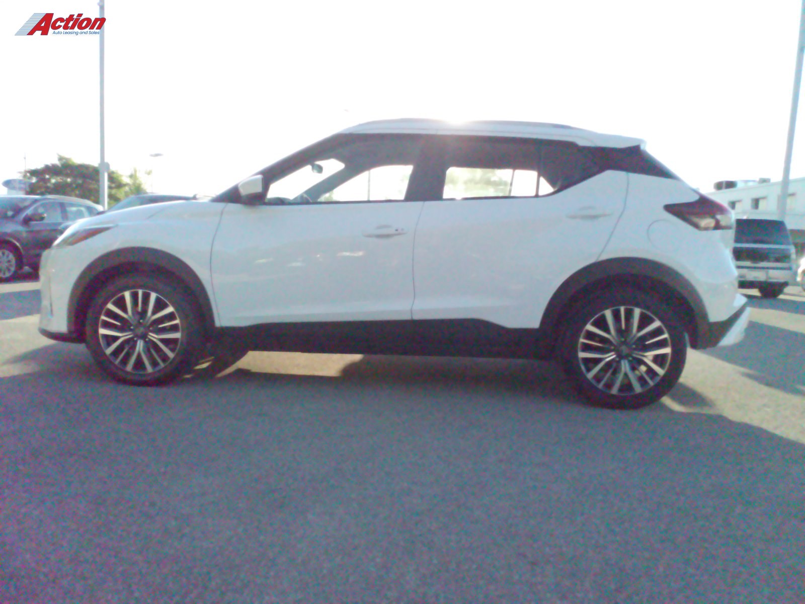 2025 Nissan Kicks Play