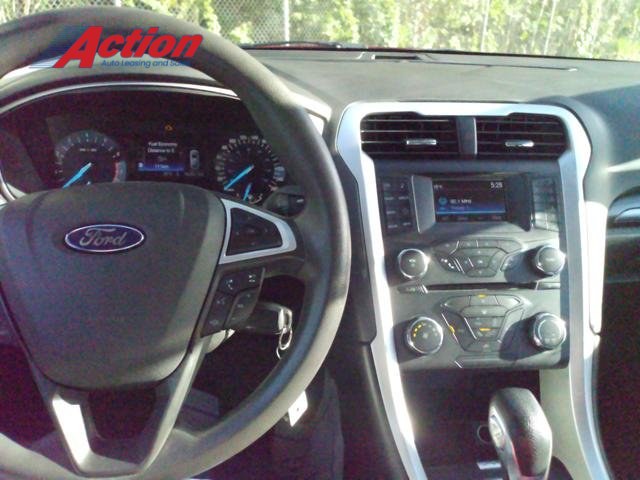 2025 Nissan Kicks Play