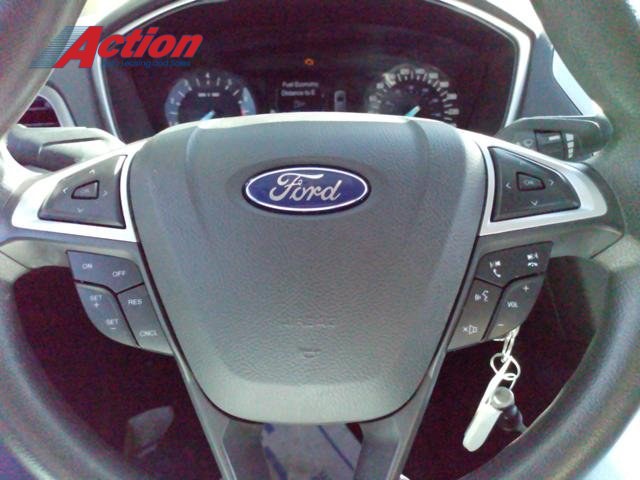 2025 Nissan Kicks Play