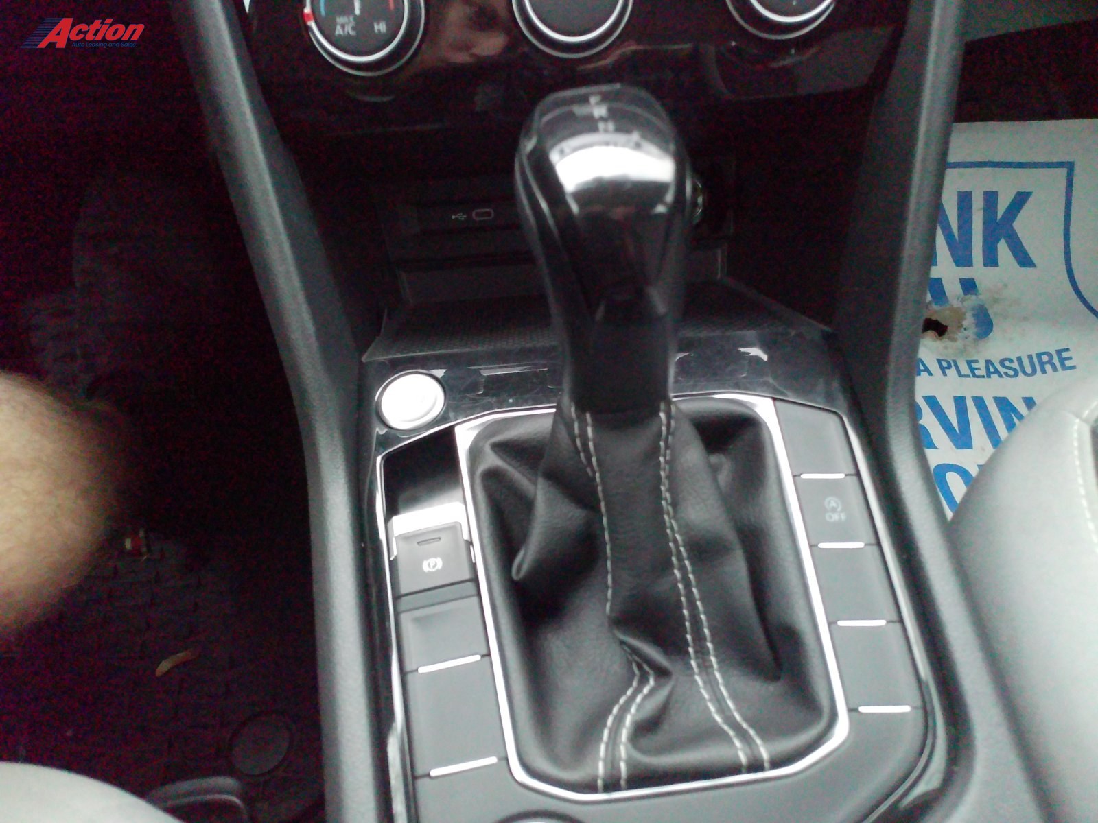 2023 Volkswagen Taos